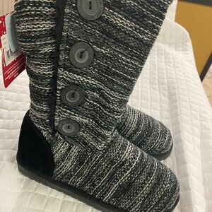 COPY - New Muk Luks Sweater Boots Sz 10